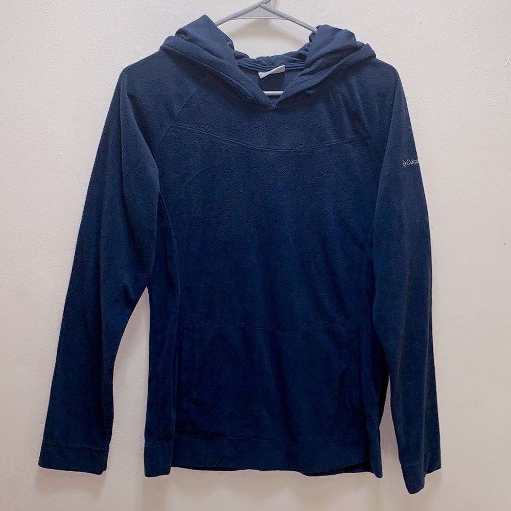 Columbia women’s lightweight hooded fleece. Navy blue